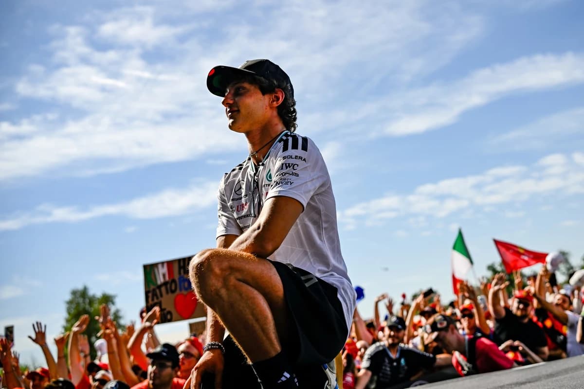Kimi Antonelli ia în calcul să trădeze Mercedes pentru Ferrari: „Nu exclud nimic pe viitor”