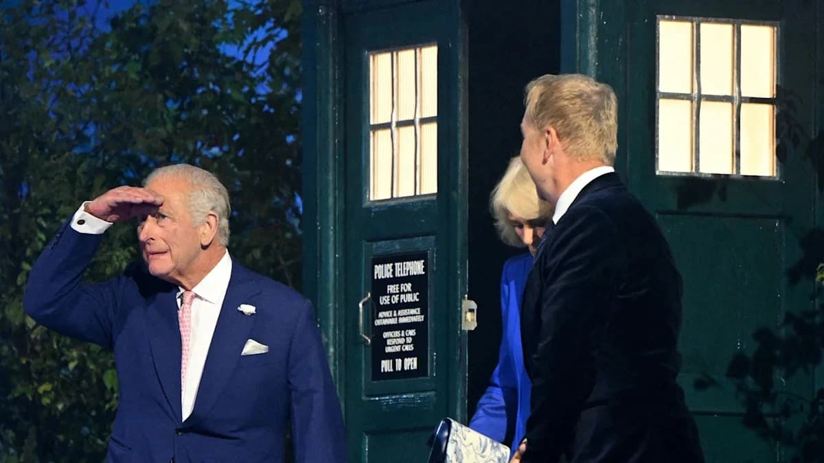 King's Tardis entrance as Commonwealth Games begin