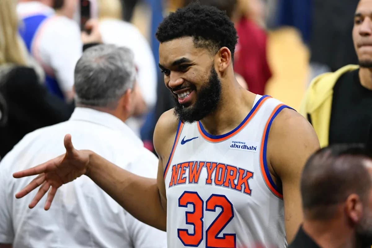 Knicks hammer Cavaliers again, take 3-0 series lead