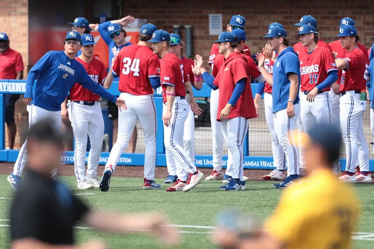 KU Baseball Advances to Super Regional
