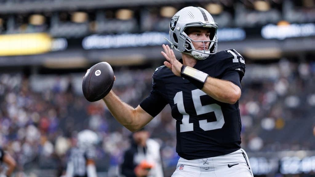 Kubiak on QB switch for scuffling Raiders: 'We're thinking about everything'