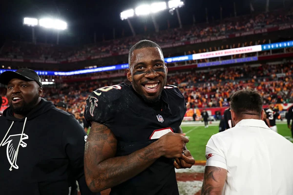 Kyle Pitts, Falcons agree to new 3-year deal