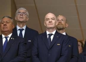 L-au lăsat pe Infantino și l-au luat pe Wenger » Legendarul atacant, intervenție directă: „M-a surpr