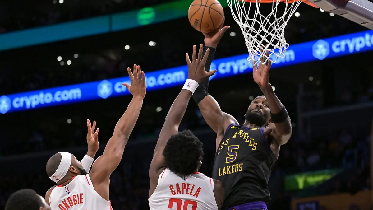 LA Lakers take 2-0 series lead against Houston Rockets: Highlights