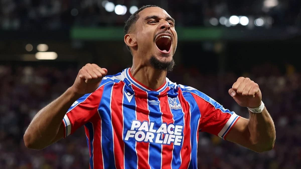 Lacroix becomes Chelsea's latest summer recruit