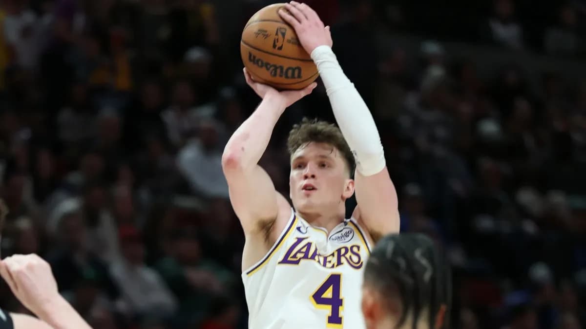 Lakers trade Dalton Knecht, Jarred Vanderbilt for $46M NBA champion in blockbuster 3-team deal