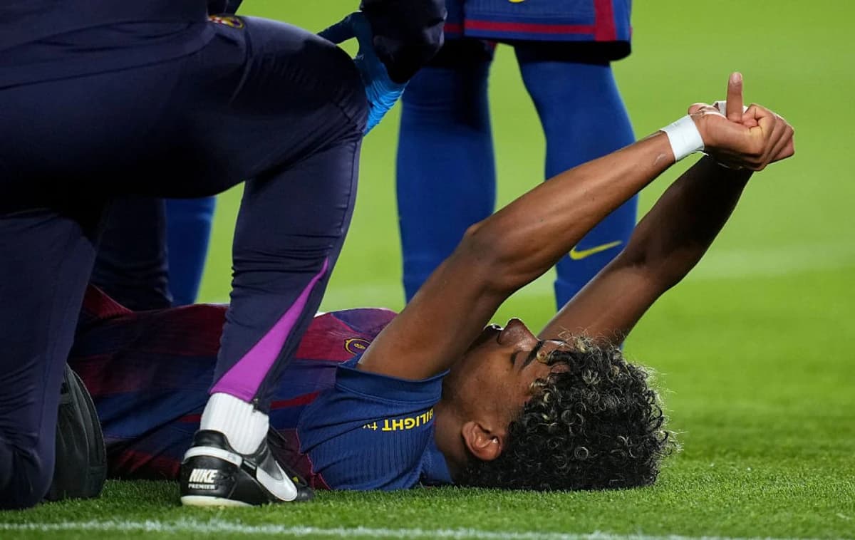 Lamine Yamal, diamantul Spaniei, dă emoții! Antrenorul Barcelonei a oferit ultimele informații