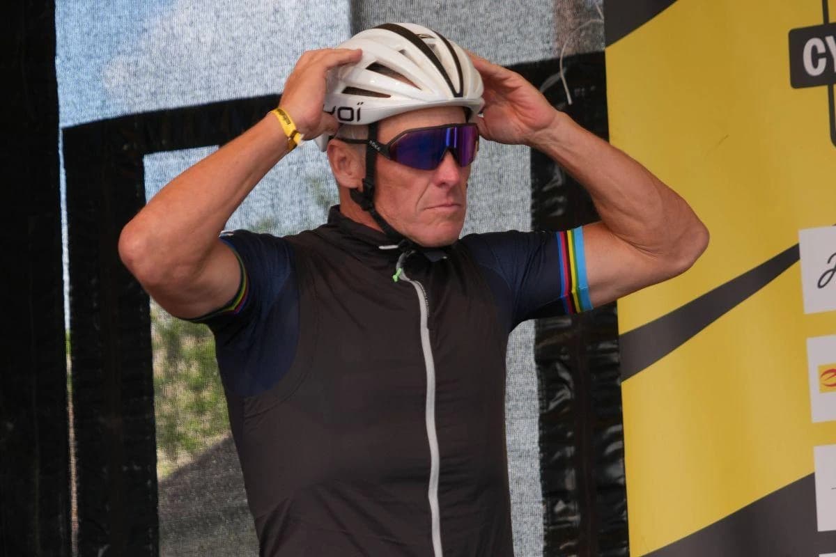 Lance Armstrong, trufaș în fața lui Tadej Pogacar: „El știe că recordul adevărat în Turul Franței nu