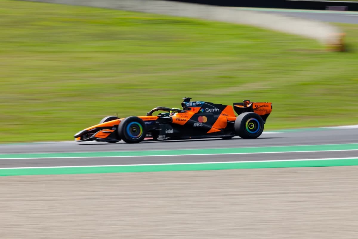 Lando Norris and Oscar Piastri share MCL40 driving duties around Mugello for a Pirelli Tyre Test
