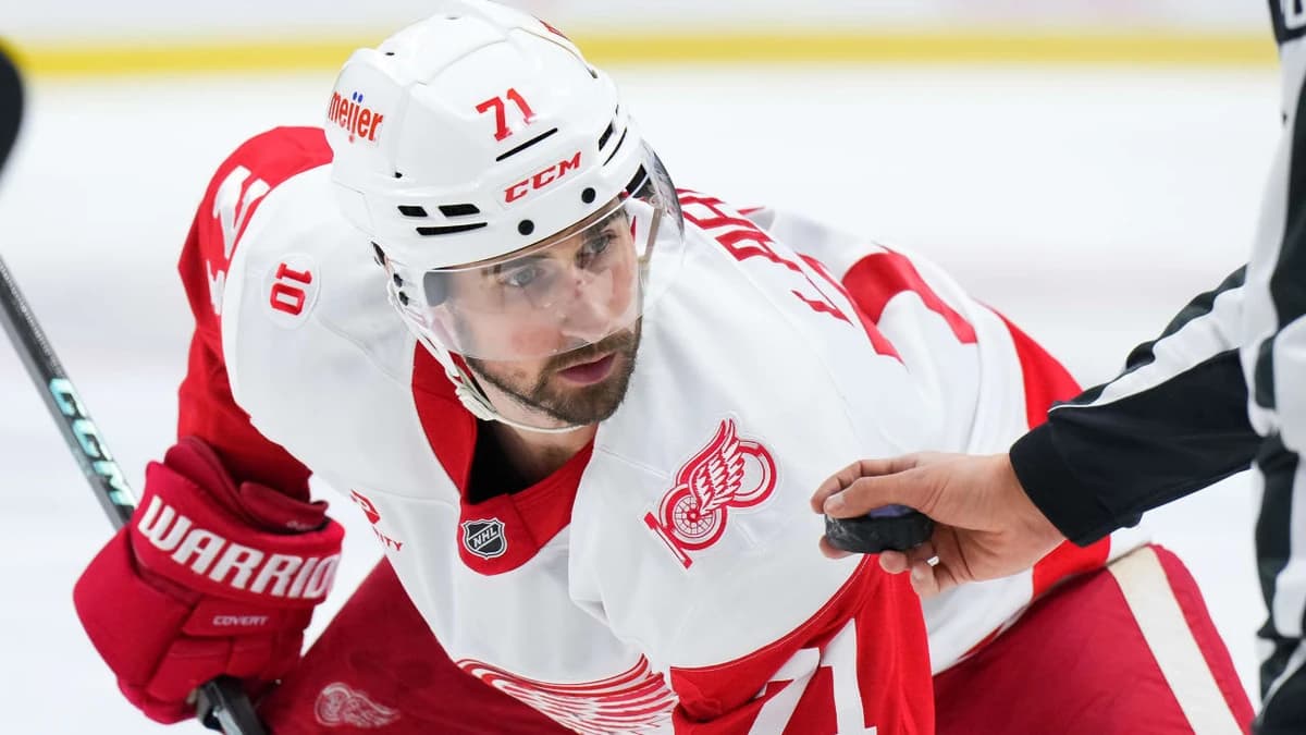 Larkin game-time decision for Red Wings after injury, trade request