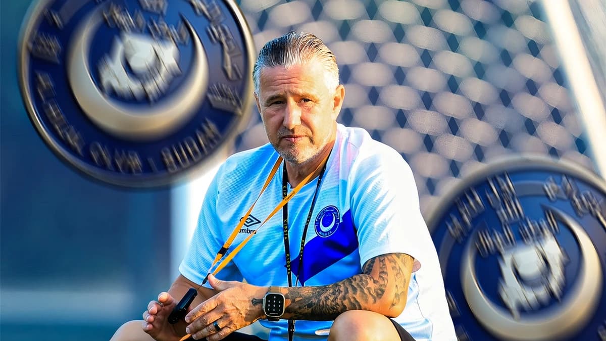 Laurențiu Reghecampf, campion cu Al-Hilal Omdurman! Românul a scris istorie la actuala echipă