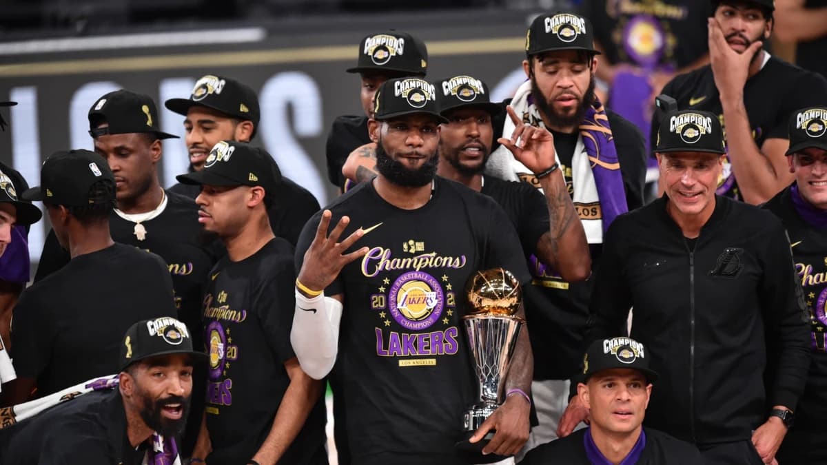 LeBron James closes a historic chapter with the Lakers