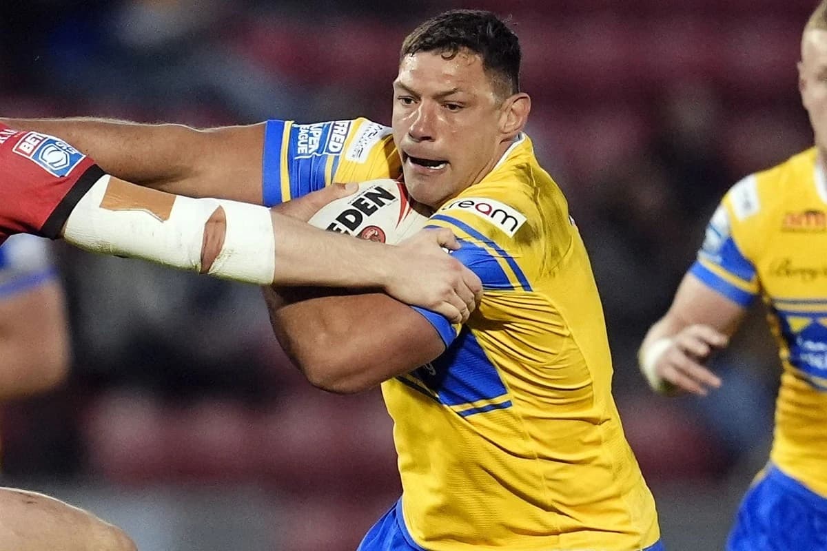 Leeds legend Ryan Hall announces retirement from rugby league