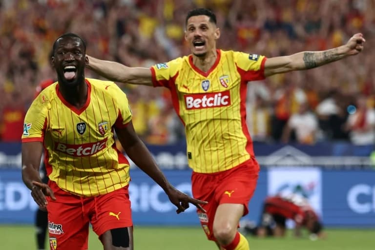 Lens beat Nice to win French Cup for first time