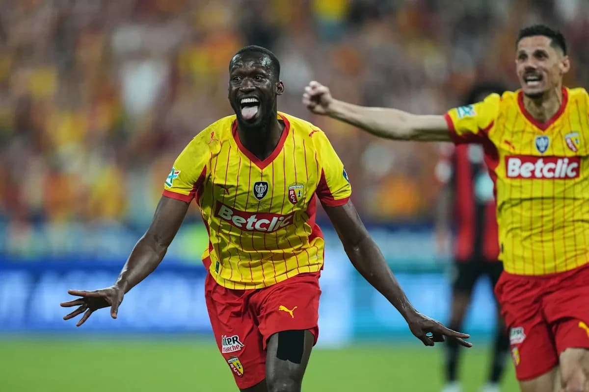 Lens lift the French Cup for the first time after beating Nice in the final