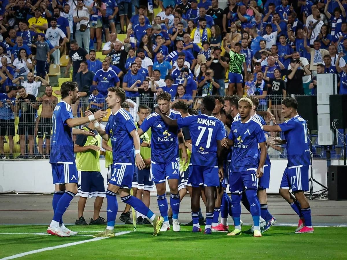 Levski n-a avut emoţii în prima etapă din Bulgaria, înaintea duelului din Champions League cu Univer