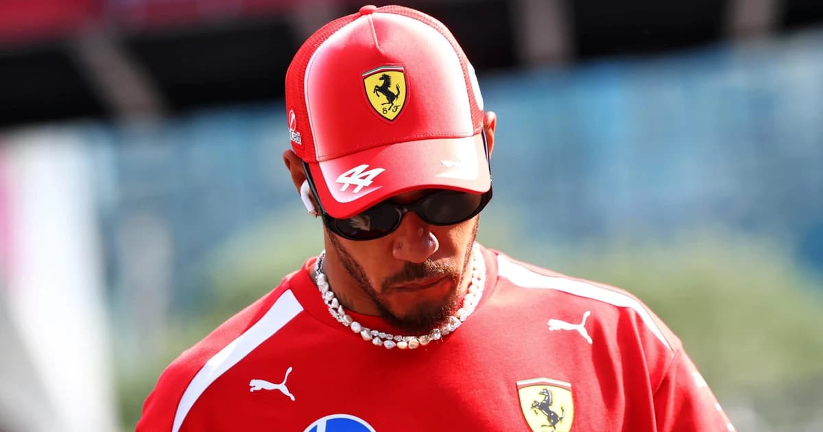 Lewis Hamilton reveals Middle East stance as Red Bull confirm 2027 driver line-up - RacingNews365 Re