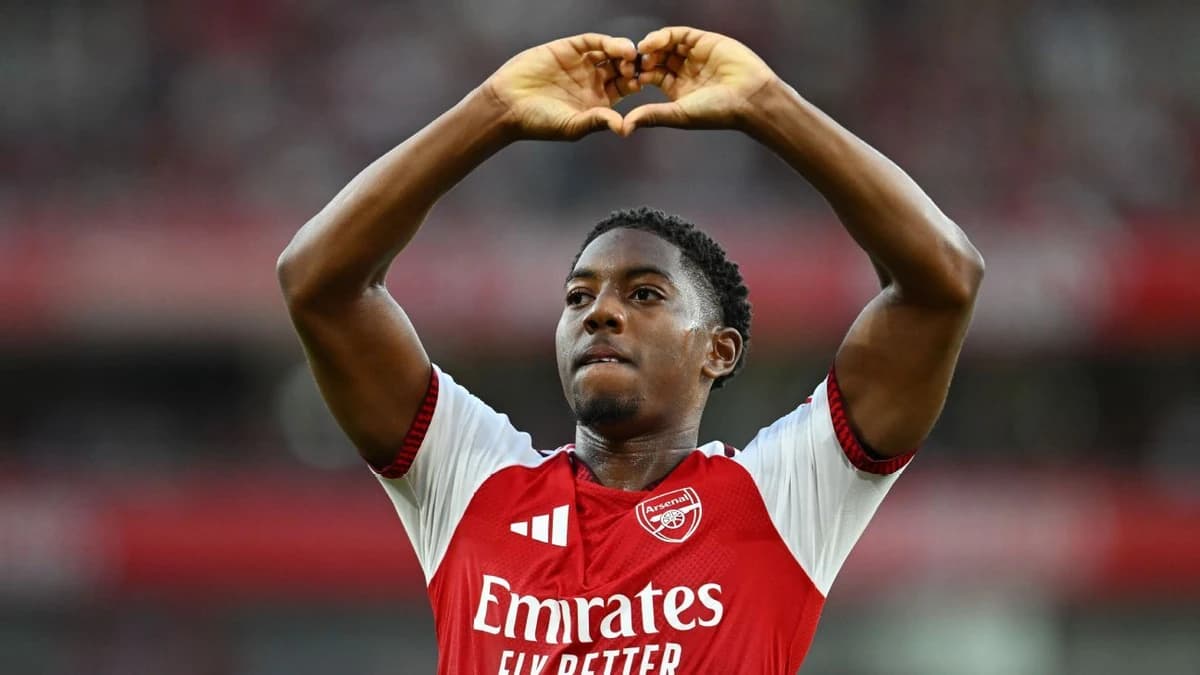 Lewis-Skelly helps Arsenal beat Fabregas' Como