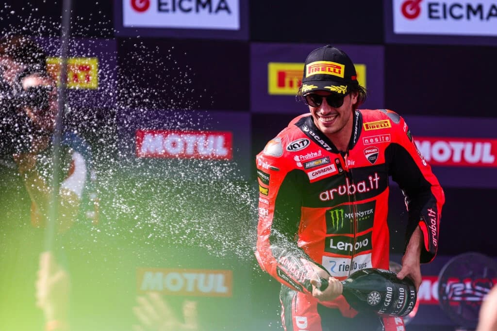 Liderul din Superbike, Nicolò Bulega, vine în MotoGP din 2027, la echipa legendarului Valentino Ross