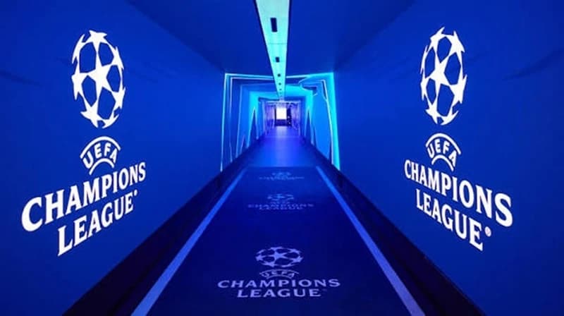 Liga Campionilor: Remontada Real Madrid, PSG a învins City la Manchester / Eşec pentru Răzvan Marin