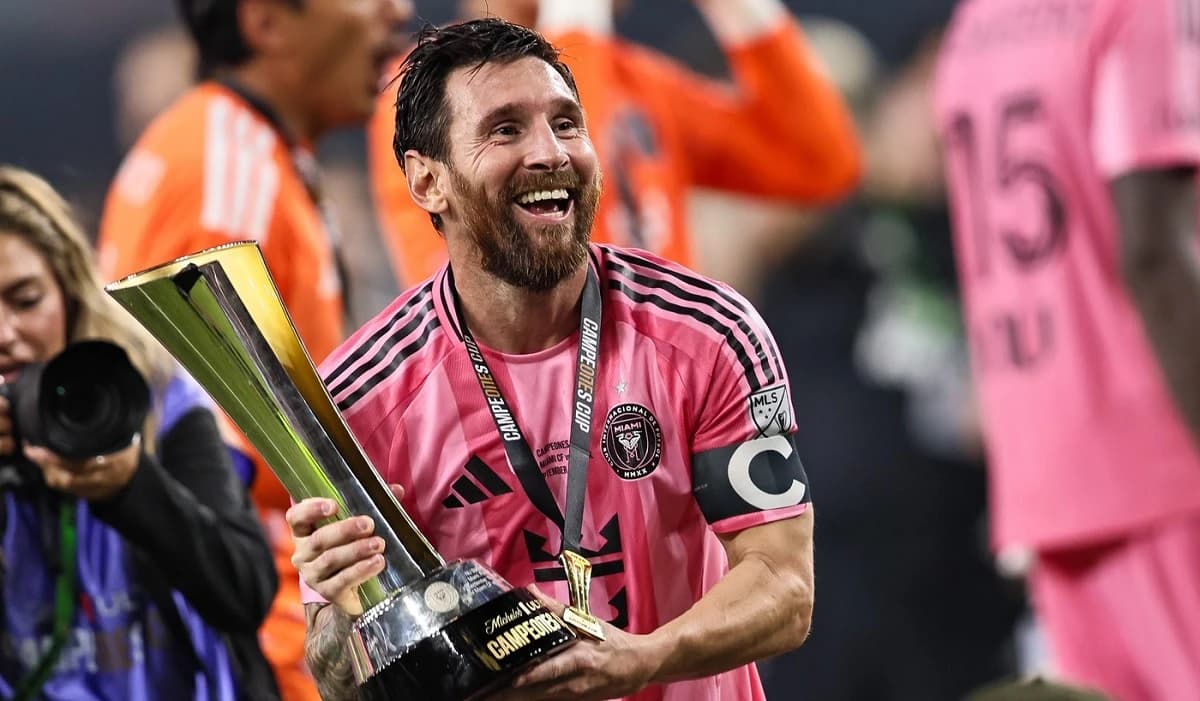 Lionel Messi e de neoprit! A ajuns la 100 de goluri pentru Inter Miami şi a cucerit un nou trofeu