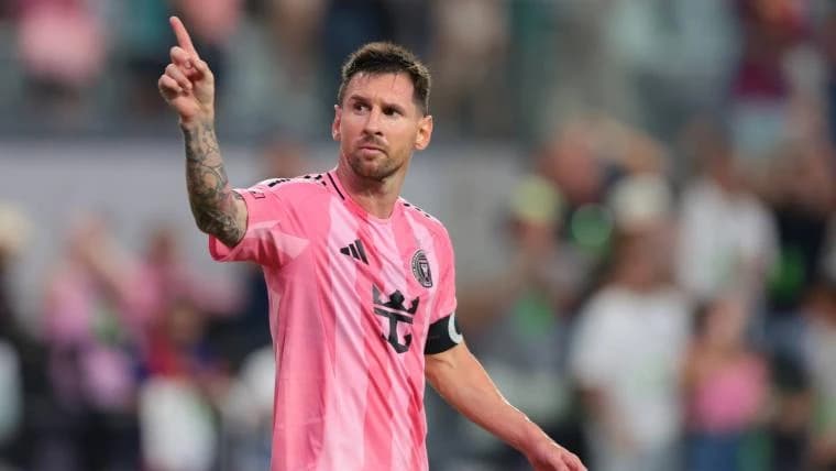 Lionel Messi injury update: Inter Miami star grabs at leg, exits MLS game weeks before World Cup