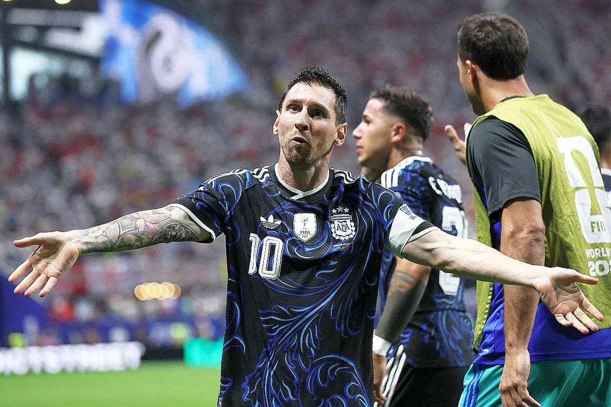 Lionel Messi va juca a treia lui finală de Campionat Mondial: un singur jucător a mai făcut-o