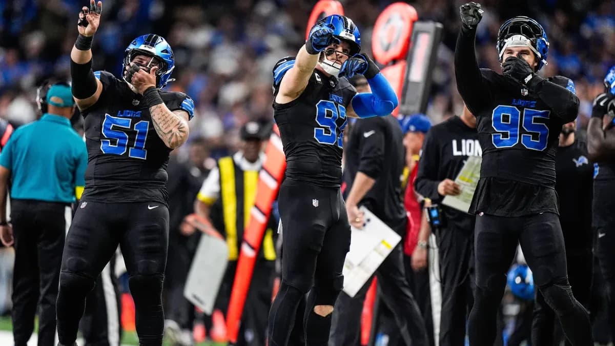 Lions' 32-year old former Super Bowl champion announces retirement from NFL