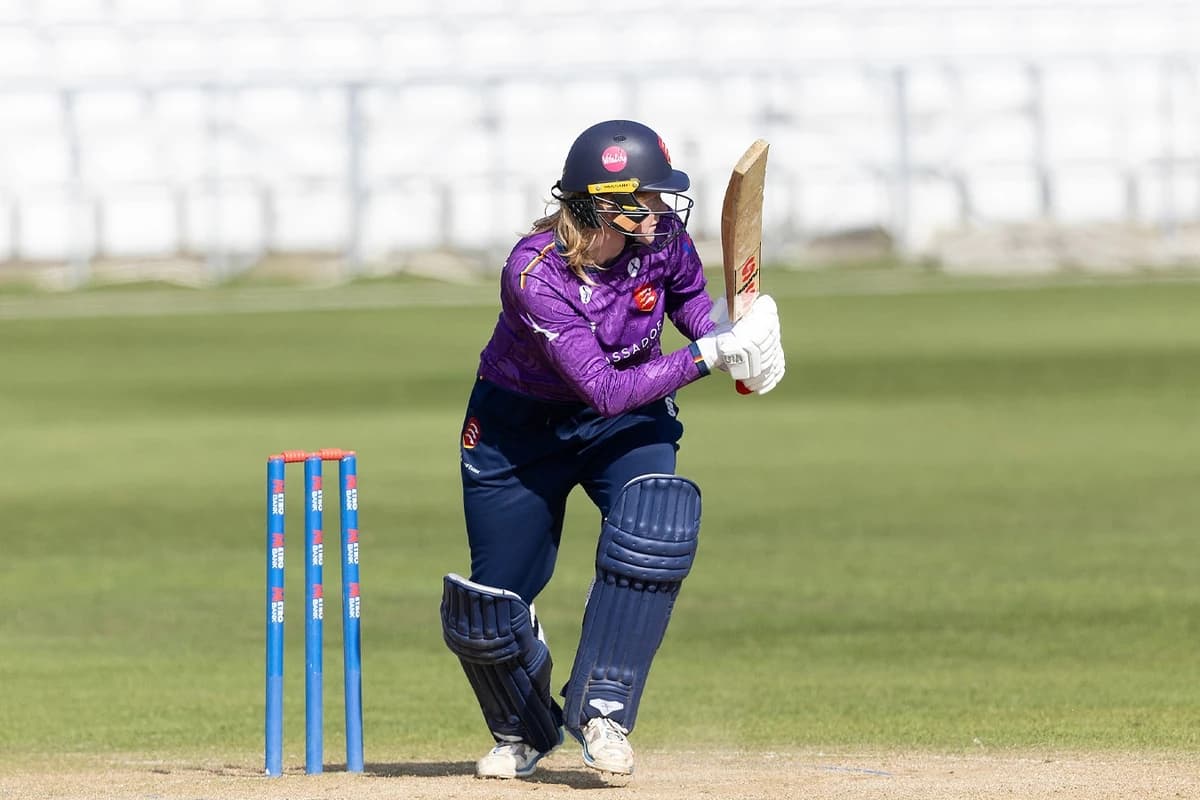 Lissy Macleod loaned to Gloucestershire
