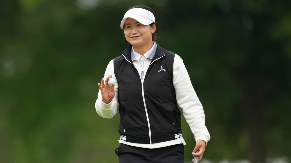 Liu Leads a Jam-Packed Leaderboard on Day One of the Meijer LPGA Classic