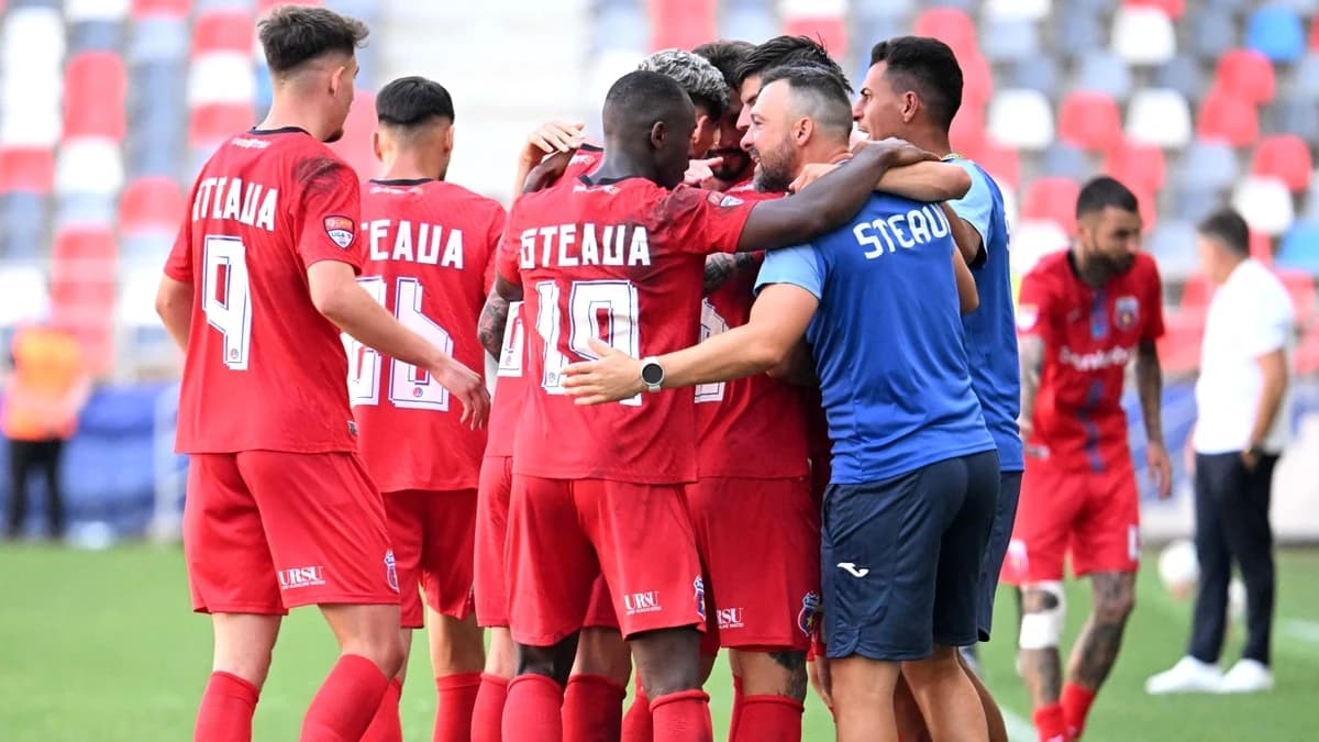 LIVE / Liga 2, live video etapa 6. CS Dinamo, echipa lui Ionuț Chirilă, spulberată de Unirea Sloboz