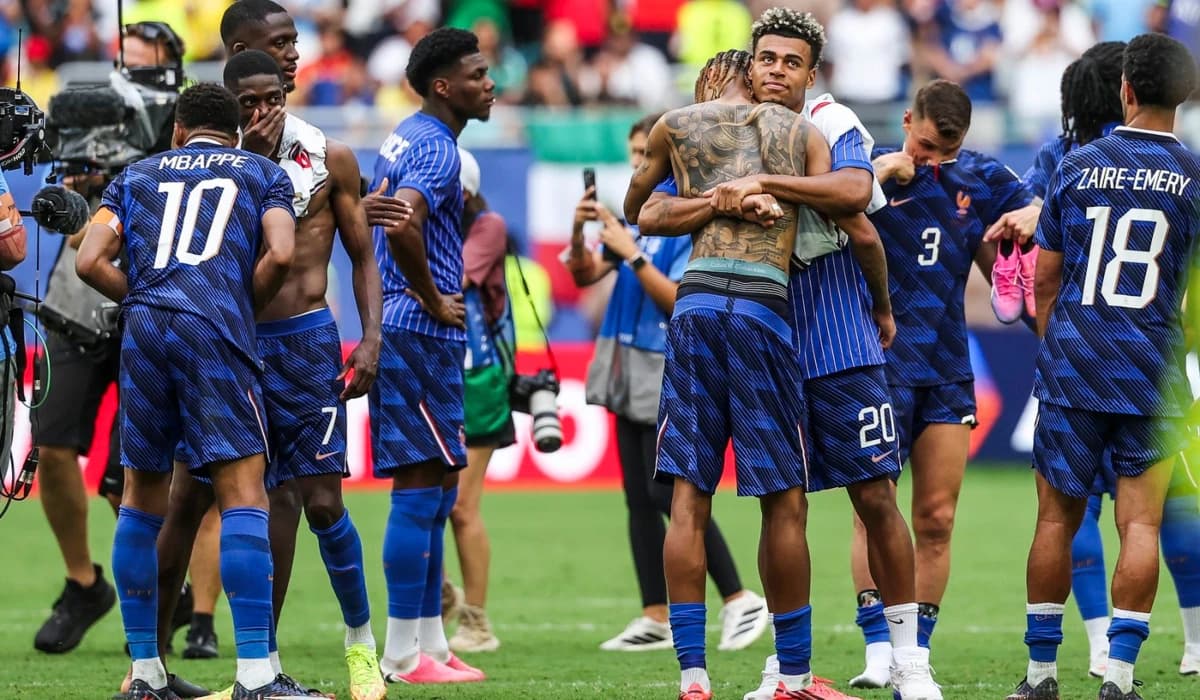 Liverpool și Arsenal au început bătălia pentru starul de 100 de milioane de lire al francezilor