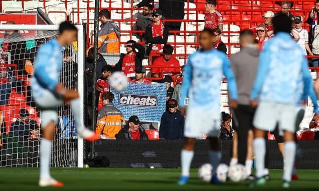Liverpool vs Manchester City - Premier League LIVE: Enzo Maresca's side BOOED during warm up as host