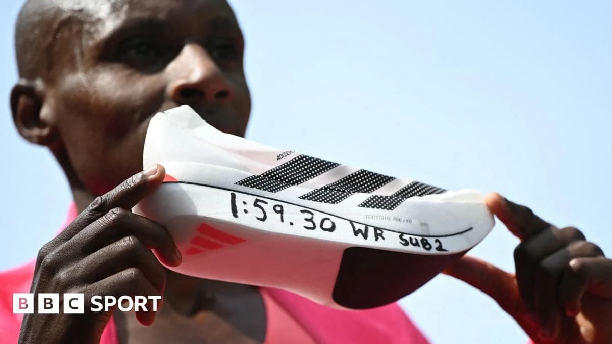 London Marathon: Sabastian Sawe record will not mean athletics 'strangle innovation', says Lord Coe
