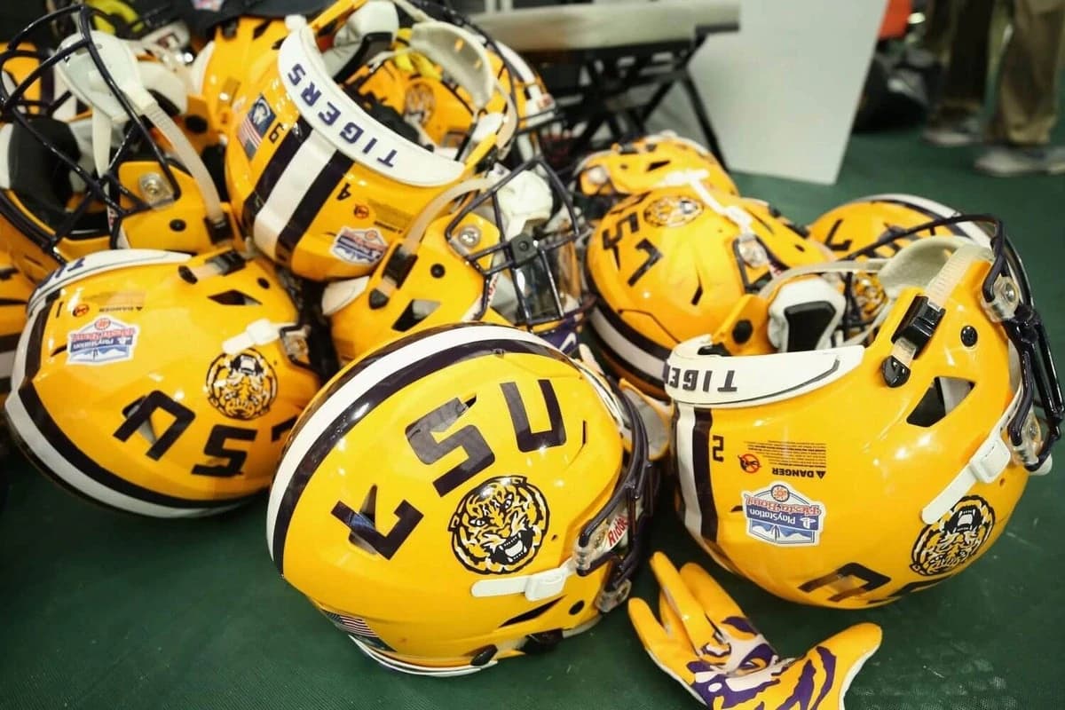 Louisiana judge opens door for LSU to roster ex-NFL players; SEC sues school, Kiffin to stop it - Th