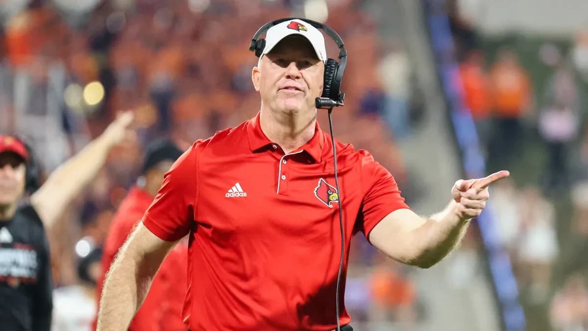 Louisville's Kaleb Beasley, Oklahoma's Peyton Bowen among 15 Thorpe Award semifinalists
