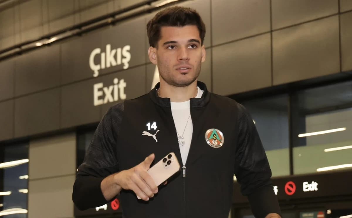 Lovitură! Ianis Hagi, OUT