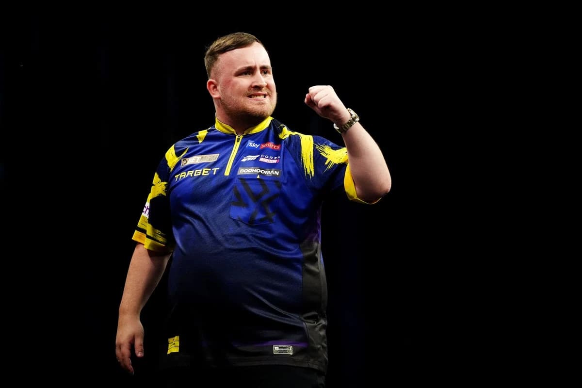 Luke Littler crushes Gerwyn Price to retain World Matchplay title in Blackpool