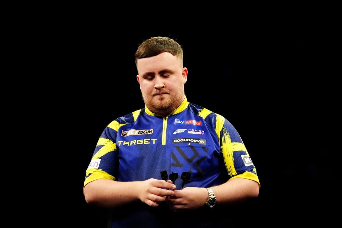 Luke Littler dumped out of World Grand Prix in stunning first-round upset