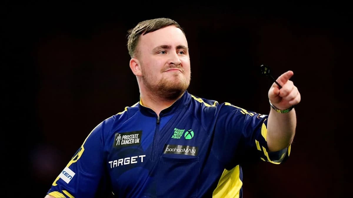 Luke Littler hits nine darter in World Matchplay