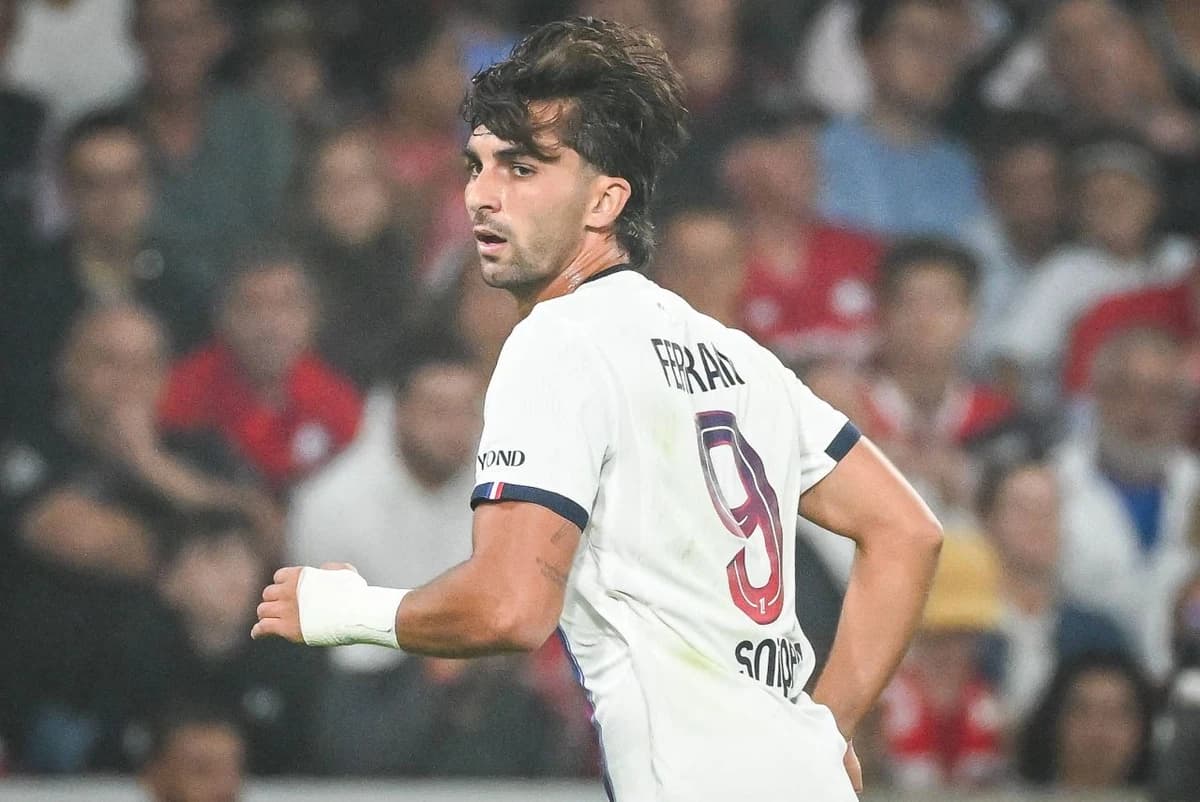 Magia din Ligue 1 continuă la VOYO SPORT 1: Lyon - Auxerre (20:00) și PSG - Monaco (22:05) se joacă