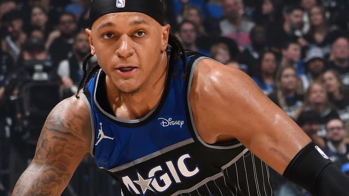 Magic hold off Pistons' late push, grab 2-1 lead