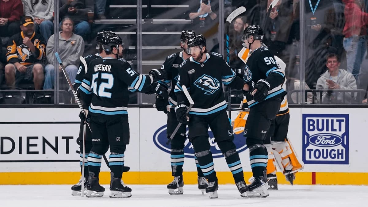 Mammoth hold off late surge in third period by Penguins