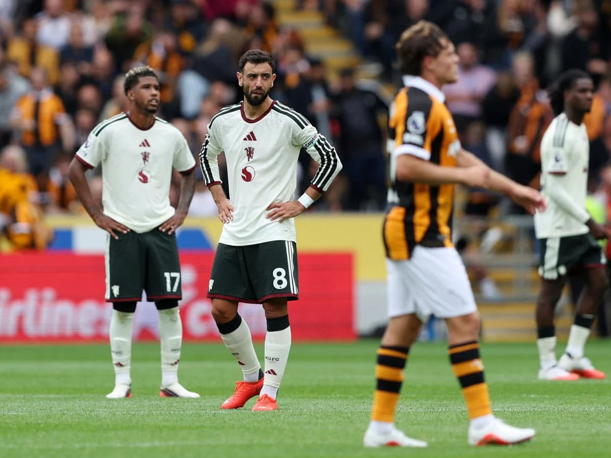 Man Utd humiliated at Hull to open Premier League account