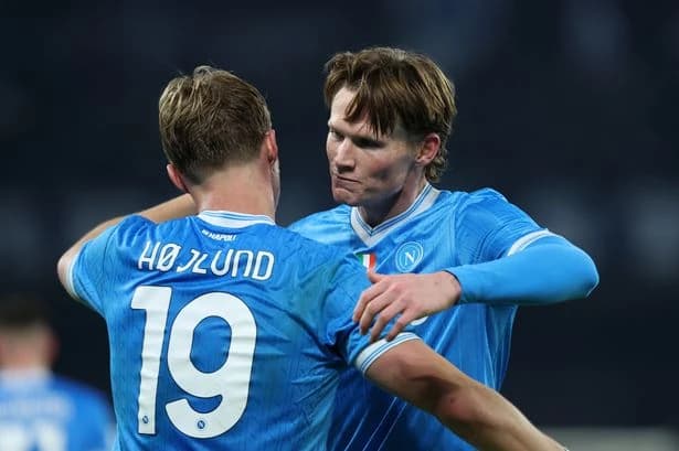 Man Utd immediately bank £38m as player triggers Champions League clause