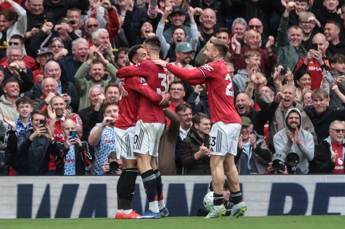 Manchester United - Liverpool, o nebunie de derby, cu 5 goluri! » Locul 3 în Premier League a fost c