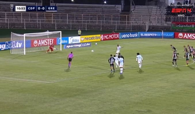 Martín Palermo reloaded! Atacantul de 7 milioane de euro a ratat trei penalty-uri în același meci