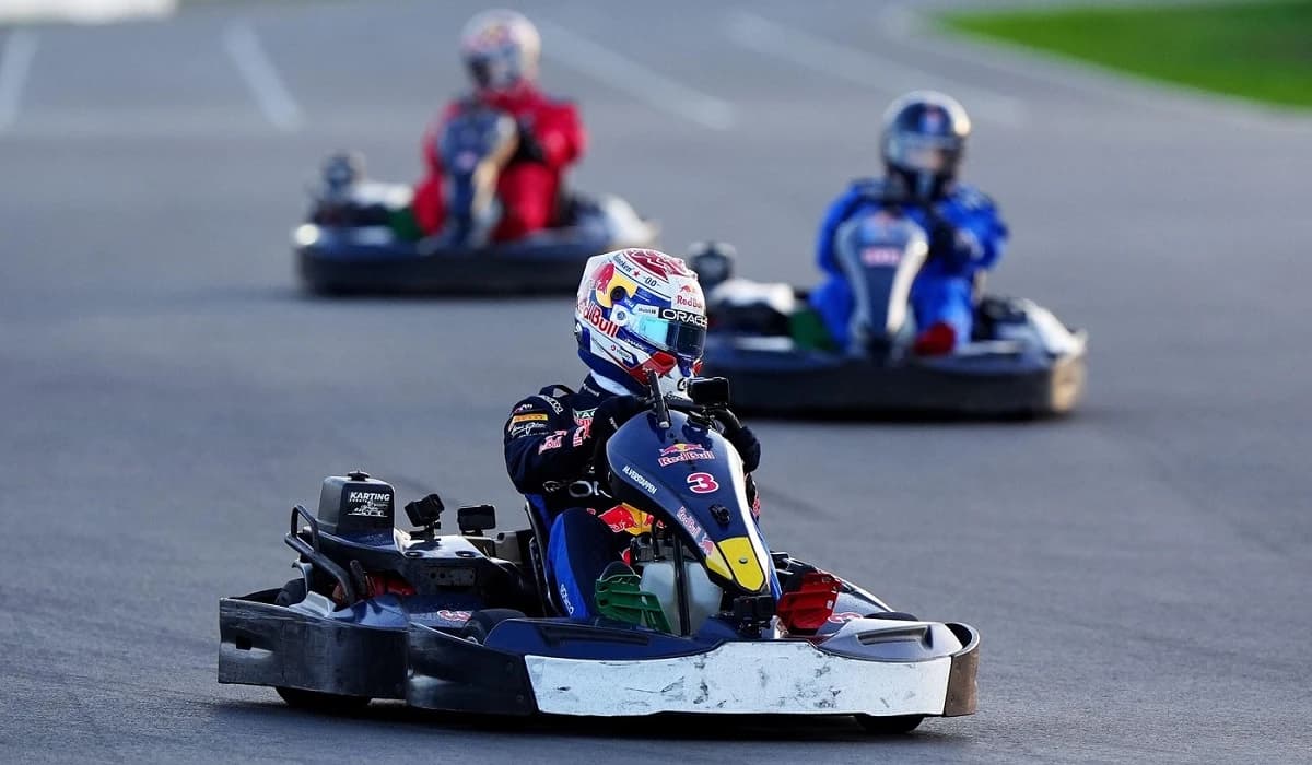 Max Verstappen a câştigat o cursă de karting după ce a plecat de pe locul 101! A depăşit adversarii