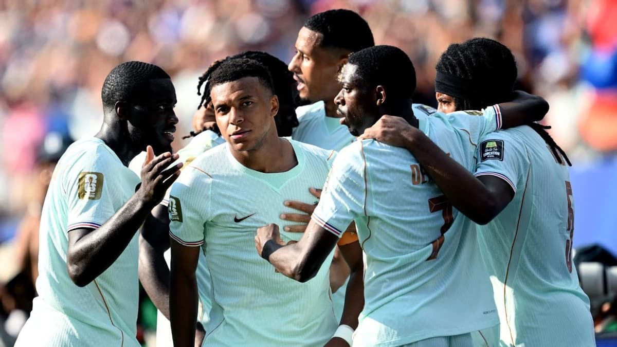 Mbappé guides France past Morocco to WC semis