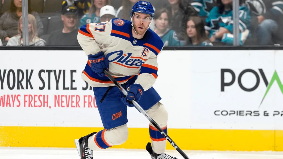 McDavid off to torrid start with Babcock’s ‘detailed, structured’ Oilers